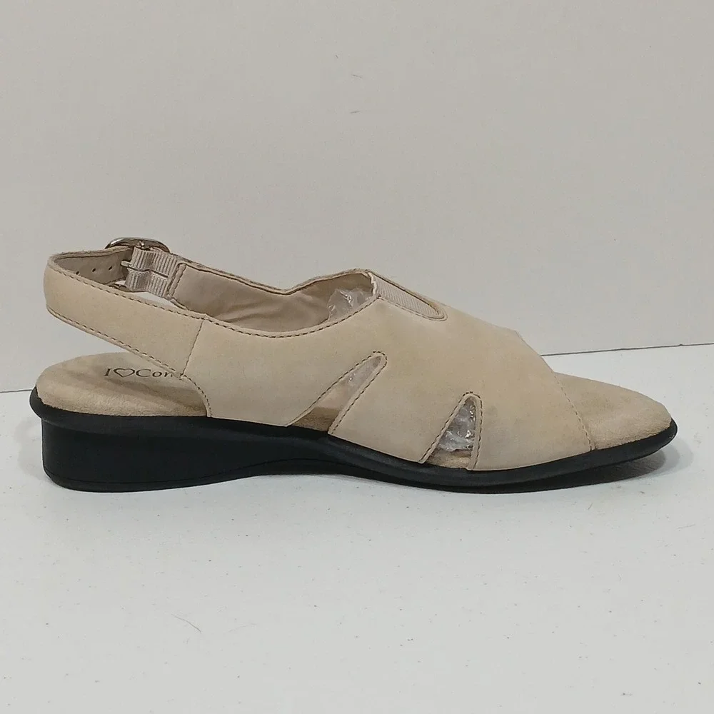 I Love Comfort Blythe Beige Women's Wedge‎  Sandals Size 8